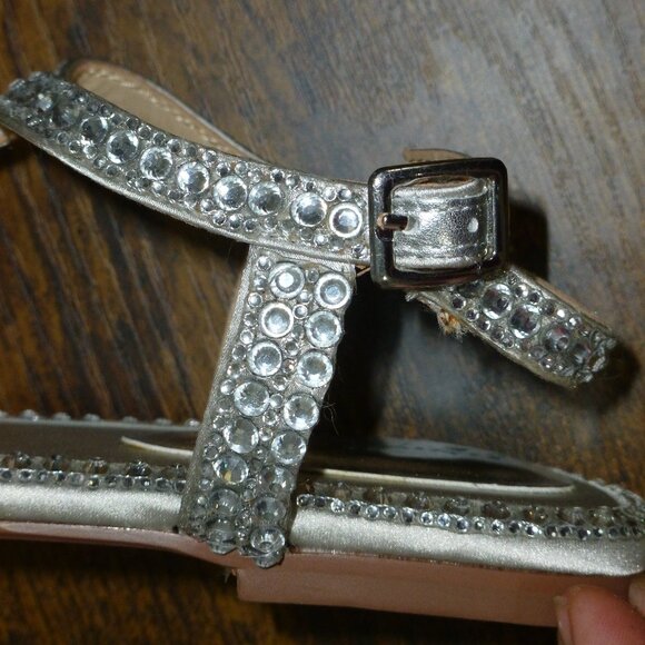 NWOT Betsey Johnson Silver Sequin Thong Sandals w/Ankle Straps - Picture 10 of 14